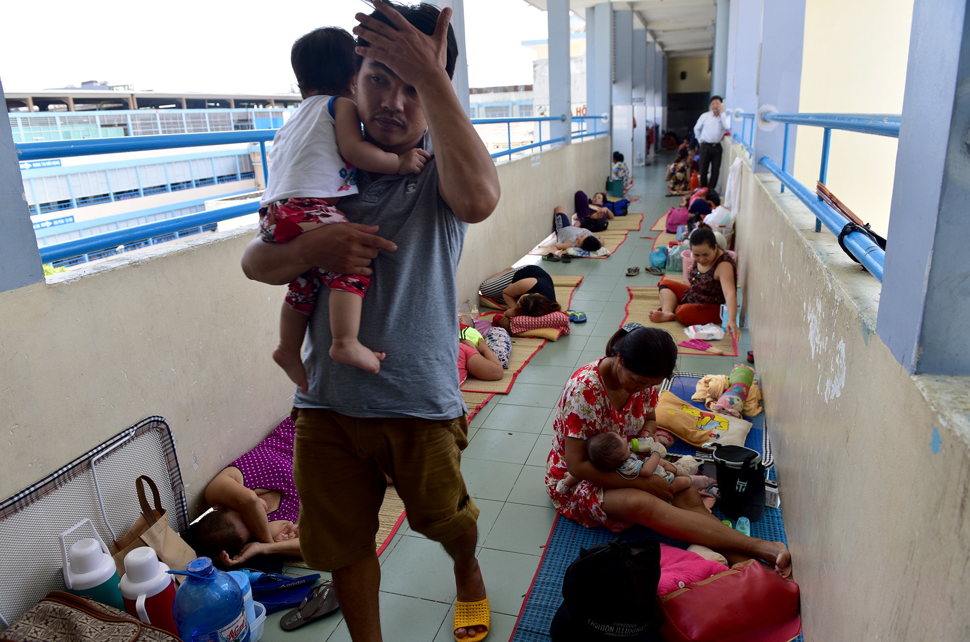 Nang tuoi tho nguoi dan anh 2