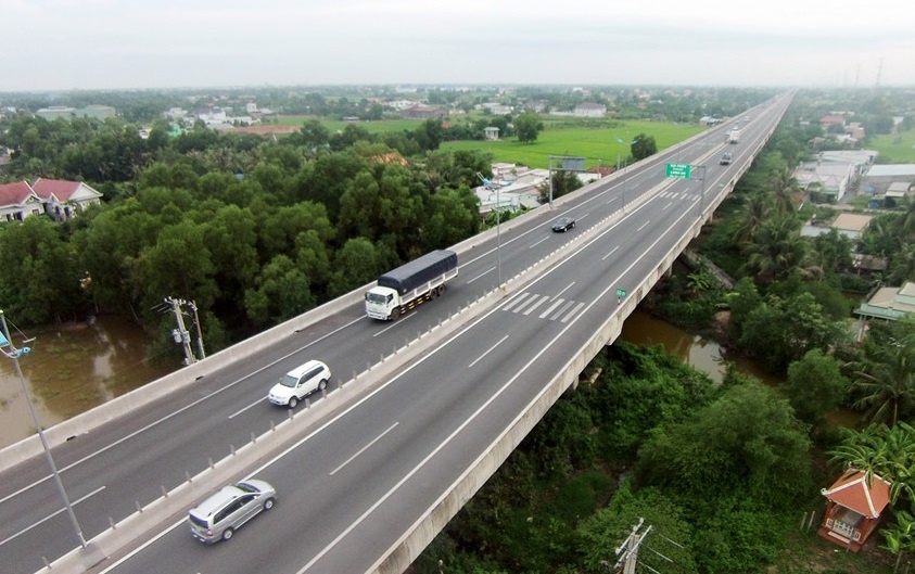 Tien dau de lam cao toc Bac - Nam? hinh anh