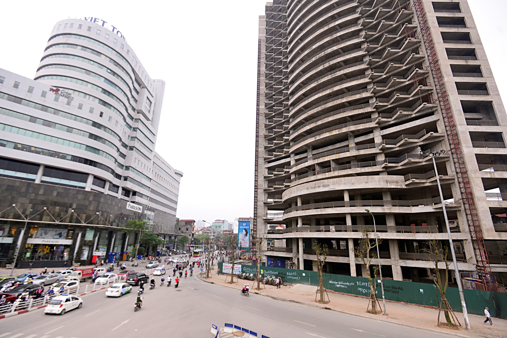 Hang loat sai pham trong quan ly bat dong san tai Ha Noi hinh anh