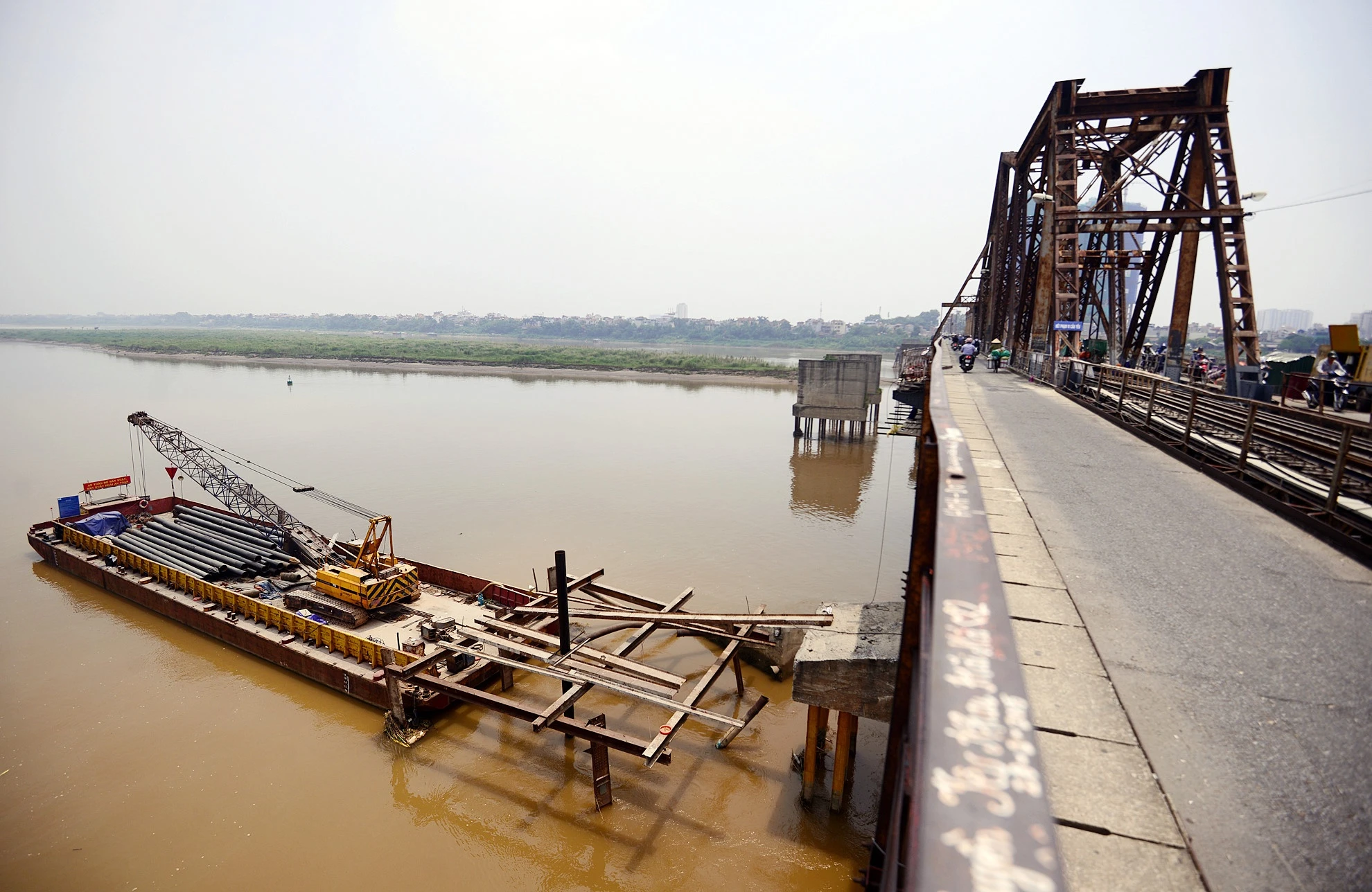 Vat the la giong bom anh 1