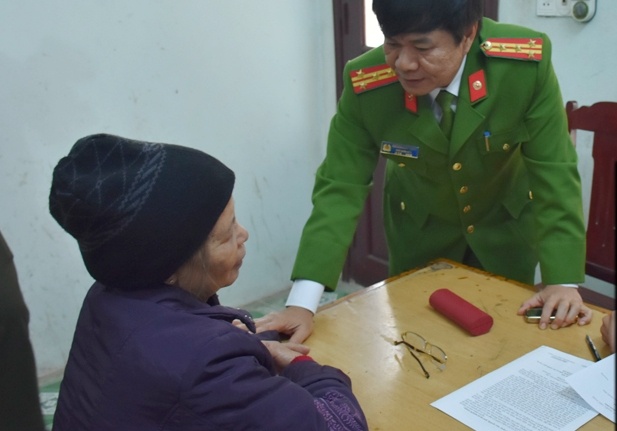 Sát hại bé gái 20 ngày tuổi ảnh 1 Sat hai be gai 20 ngay tuoi anh 1