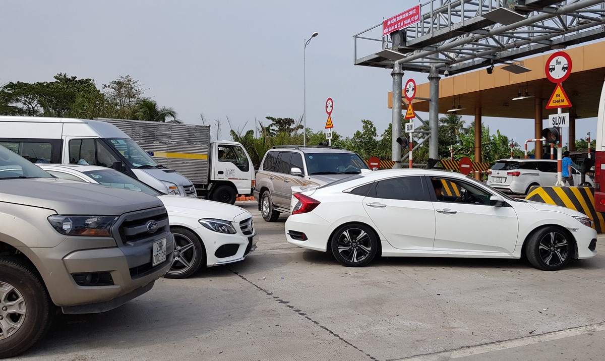 Gây rối ở trạm BOT ảnh 1 Gay roi o tram BOT anh 1