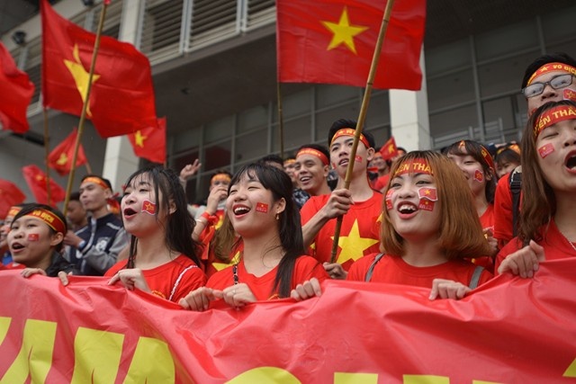 'Co dong vien se thuc thau dem neu Viet Nam vo dich' hinh anh