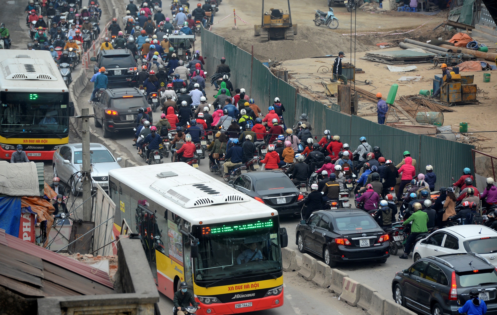Ha Noi cam dao duong de chong un tac dip Tet hinh anh