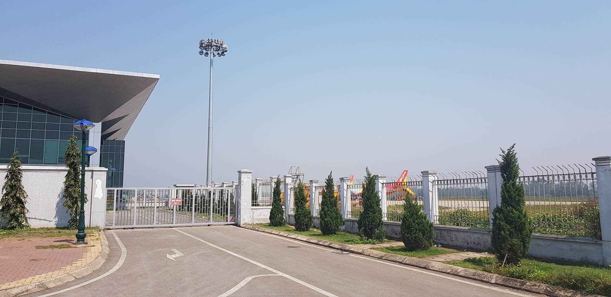 Đột nhập sân bay Vinh ảnh 1 Dot nhap san bay Vinh anh 1