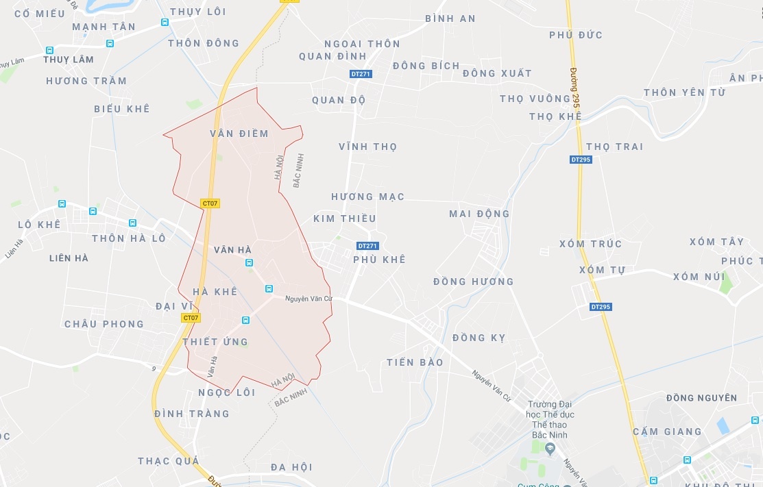 Xe bị ném đá trên cao tốc ảnh 2 Xe bi nem da tren cao toc anh 2