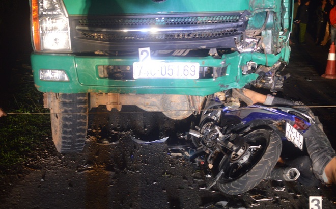 Pho thu tuong yeu cau dieu tra vu tai nan 4 hoc sinh tu vong hinh anh