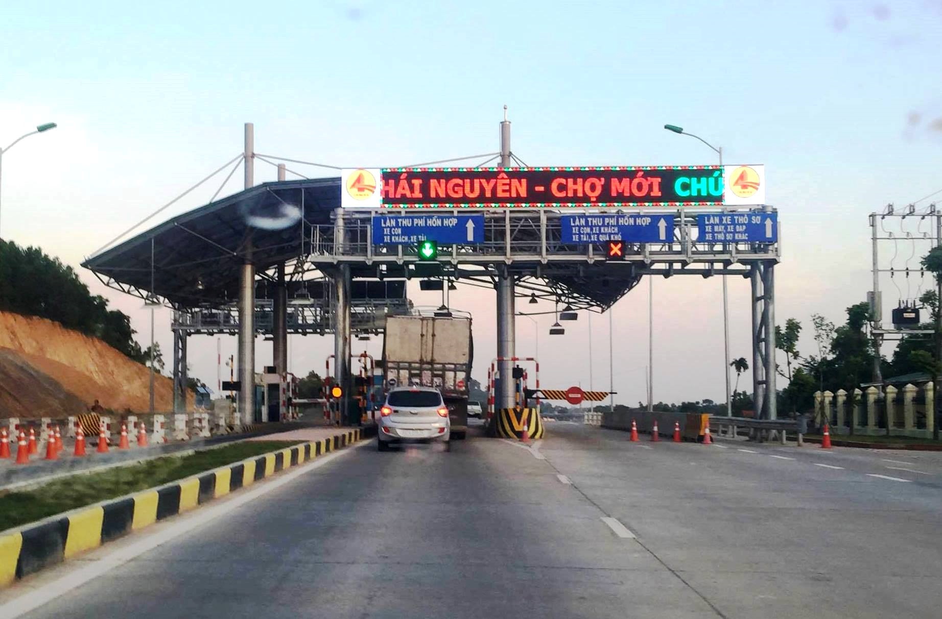 BOT Thai Nguyen - Cho Moi anh 1