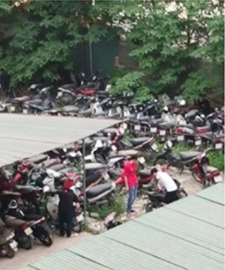 Cảnh sát giao thông tháo đồ ảnh 1 Canh sat giao thong thao do anh 1