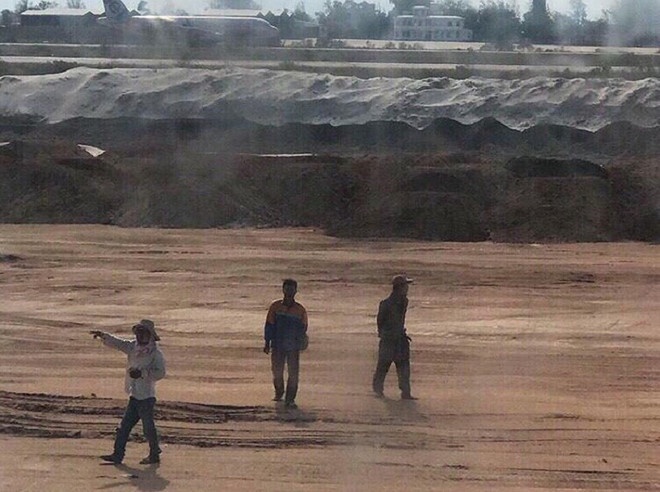 Vu may bay ha canh nham: To lai chua tim hieu ky so do san bay hinh anh