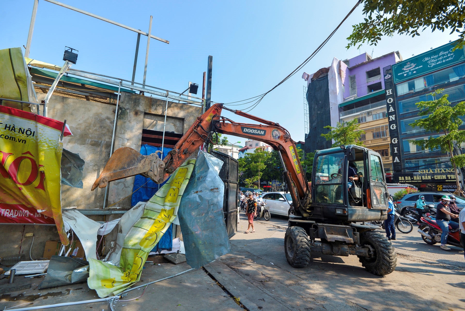 Cong trinh vi pham muong Nghia Do anh 2