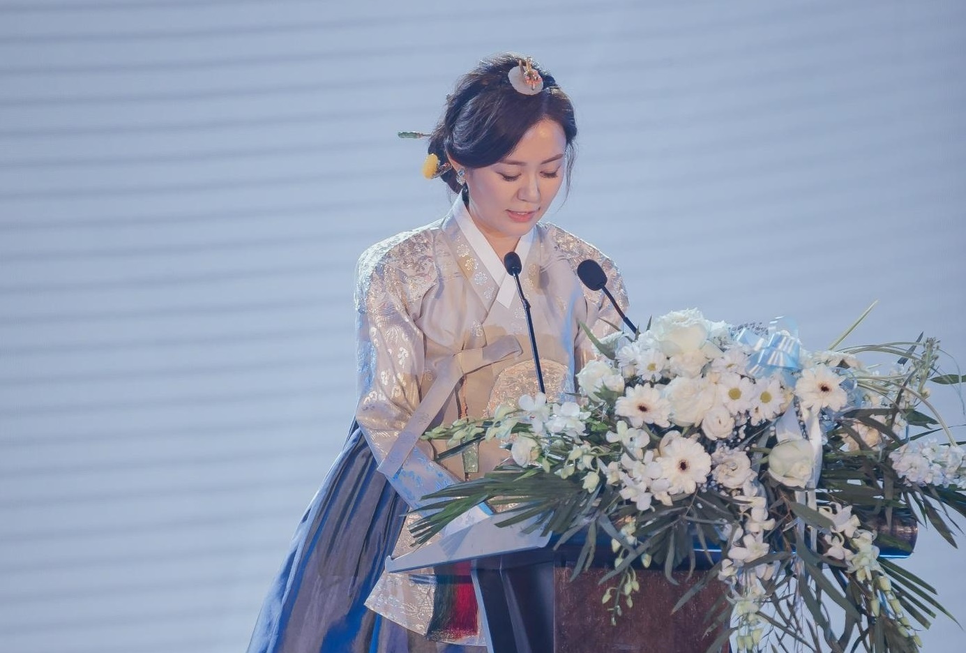 Vien tham my Etoile De Seoul - Han Quoc mo chi nhanh tai Viet Nam hinh anh