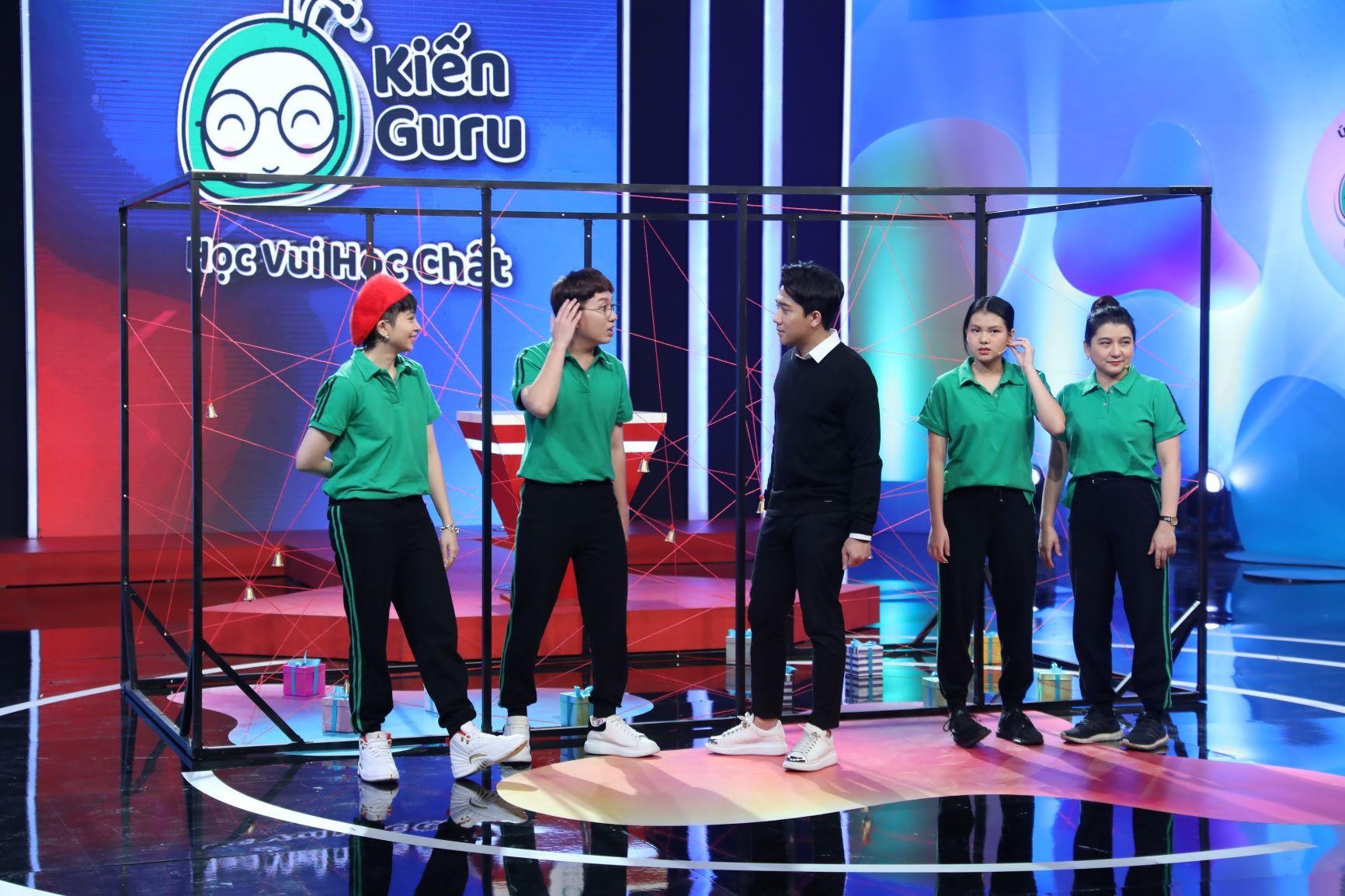 Video - Thi sinh 'Toi tuoi teen' the hien kien thuc sau rong hinh anh