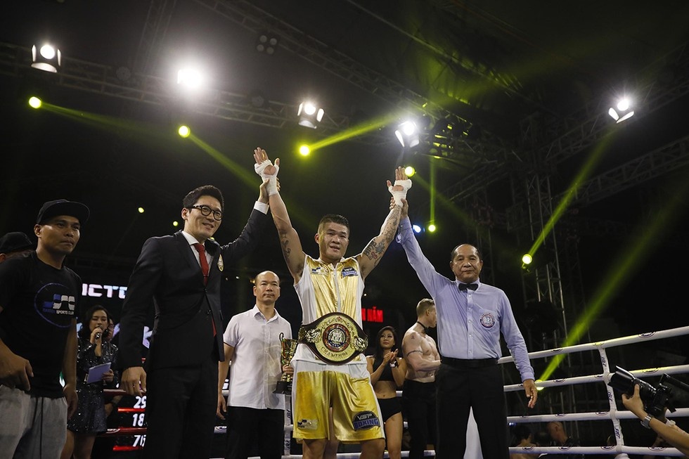 Video - Hanh trinh pha vo gioi han cua hai van dong vien noi tieng hinh anh