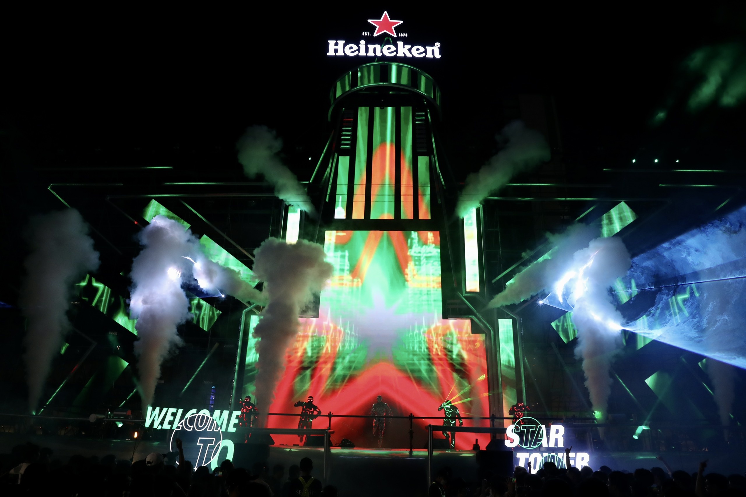 vu tru thuc te ao,  vi bia thuong hang anh 14