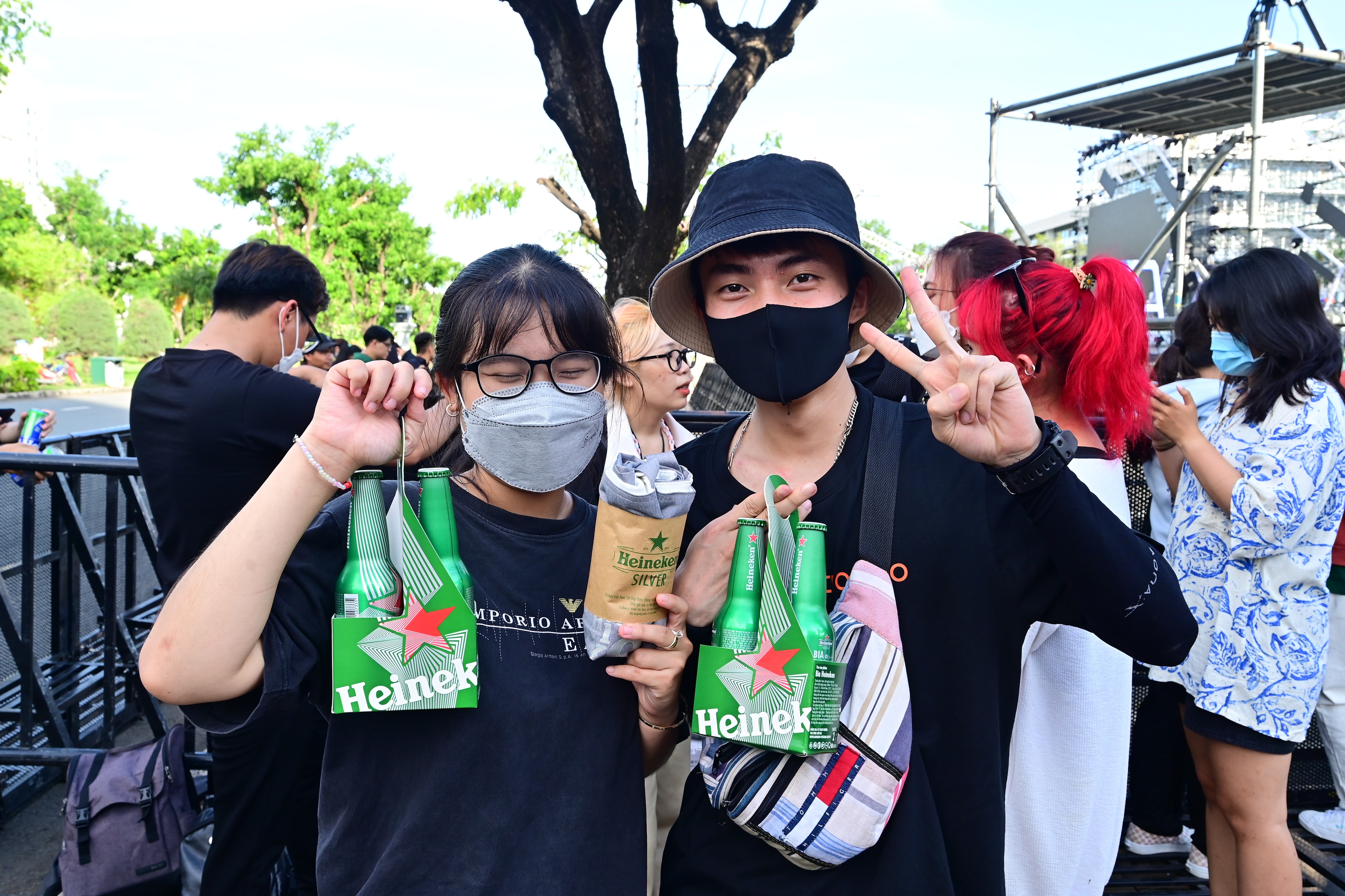 vu tru thuc te ao,  vi bia thuong hang anh 1