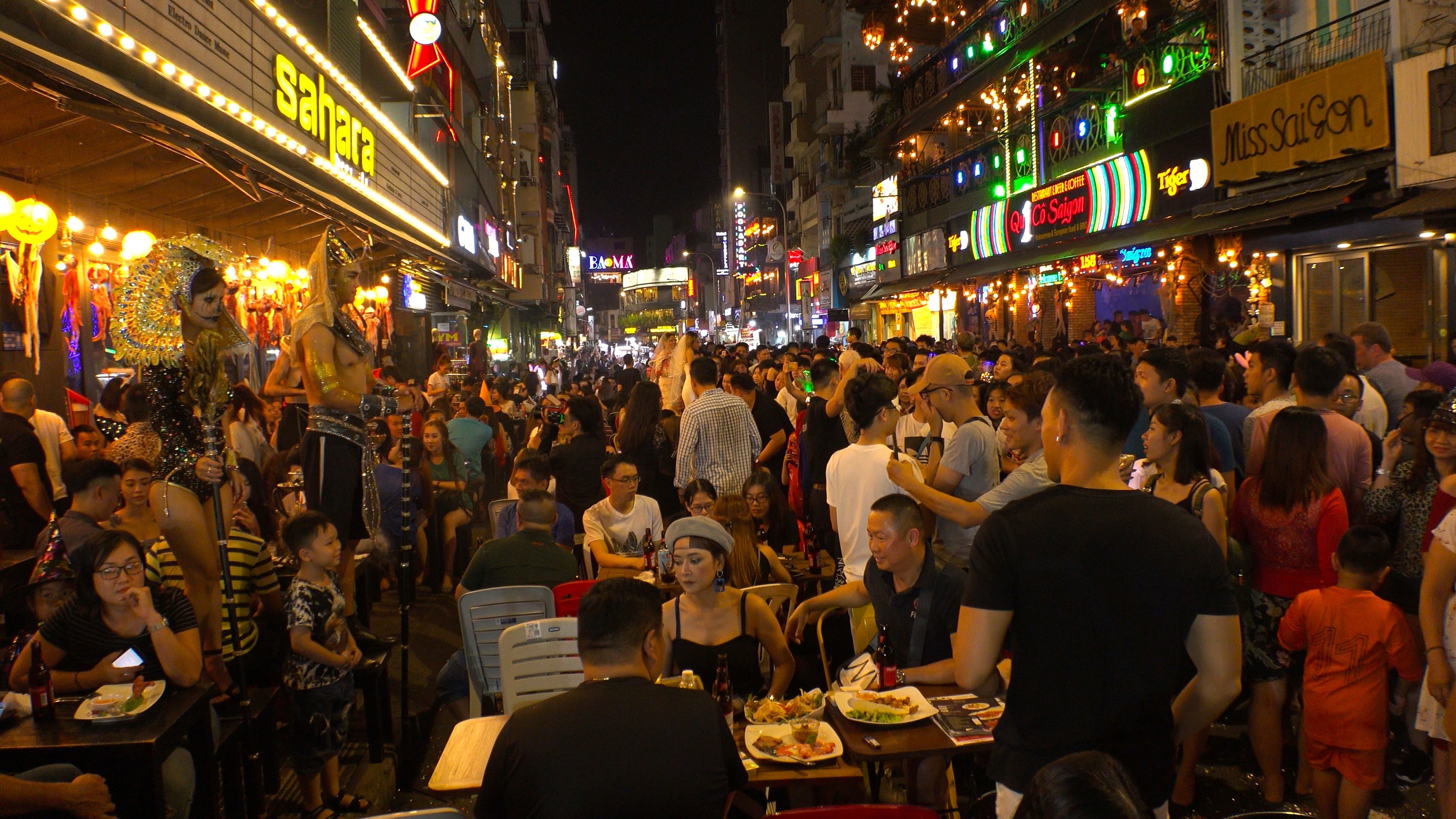 nhip song ve dem,  du lich anh 2