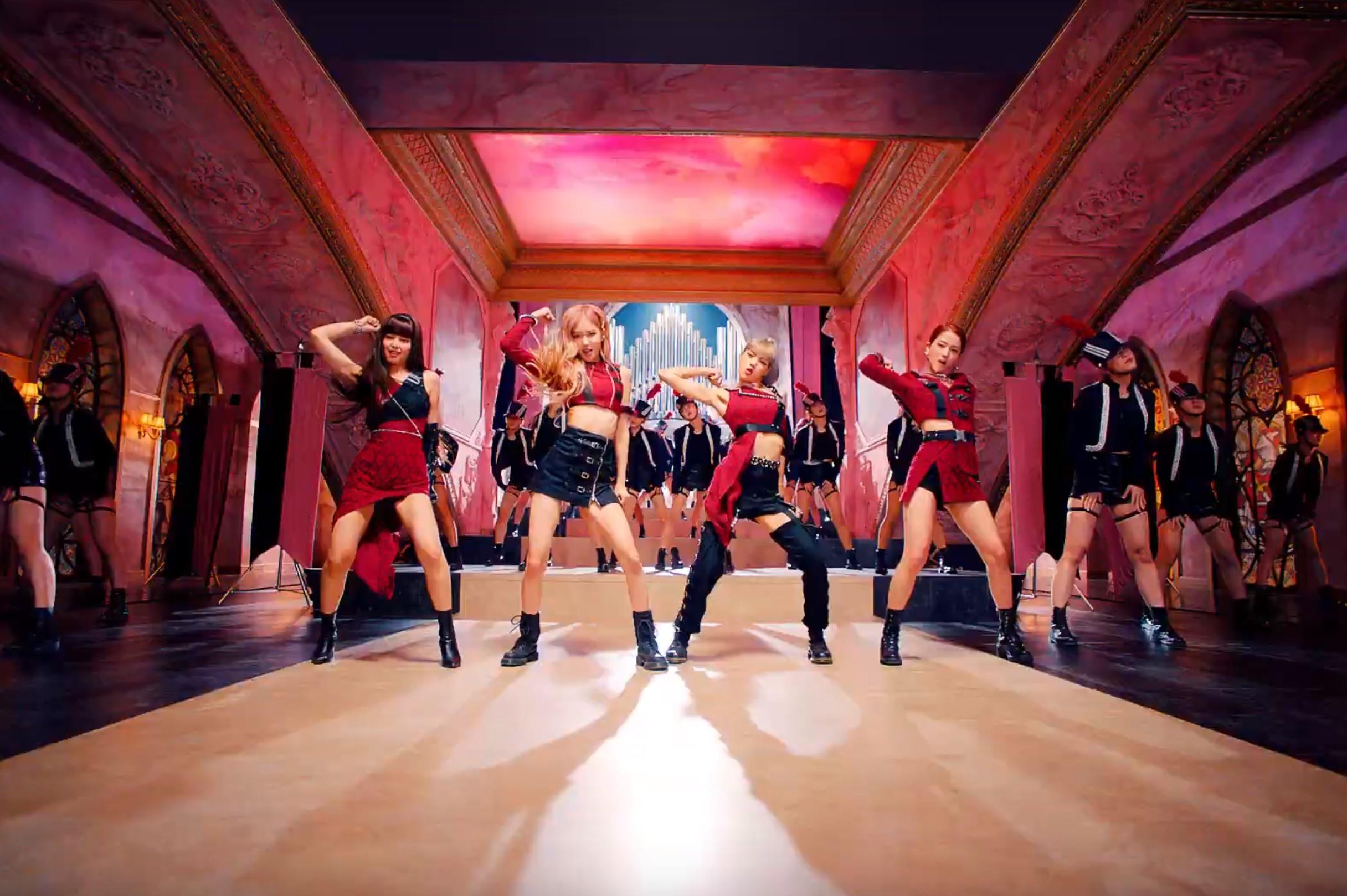 trang phuc cua black pink anh 7