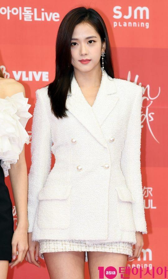 trang phục của jisoo ảnh 1 trang phuc cua jisoo anh 1