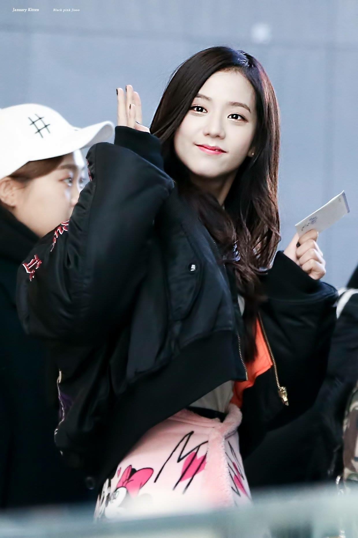 trang phục của jisoo ảnh 7 trang phuc cua jisoo anh 7