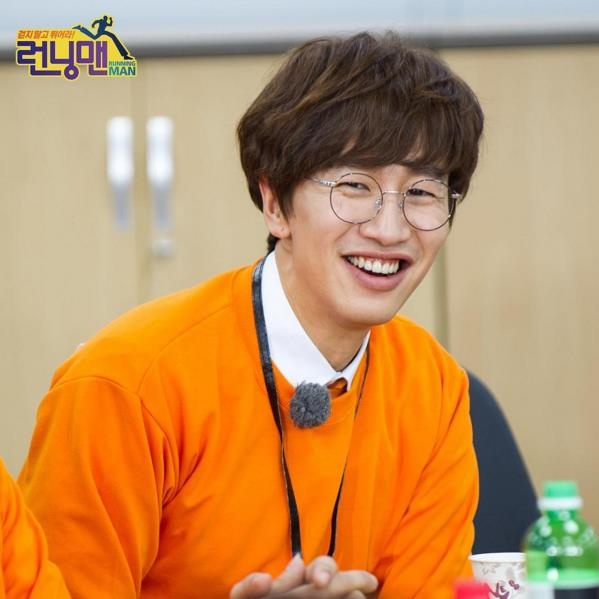 phong cach thoi trang cua lee kwang soo anh 8