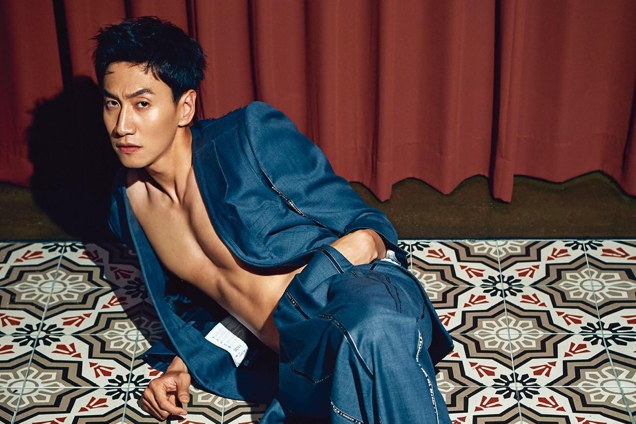 Ngo ngang truoc su thay doi phong cach thoi trang cua Lee Kwang Soo hinh anh