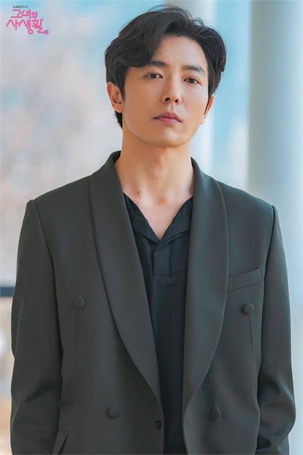 nam chinh phim bi mat nang fangirl anh 1