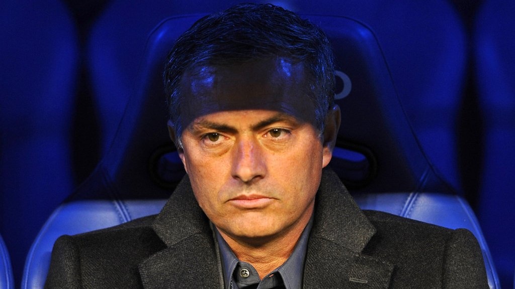 Y do ban dung Mourinho cua cau thu Chelsea hinh anh
