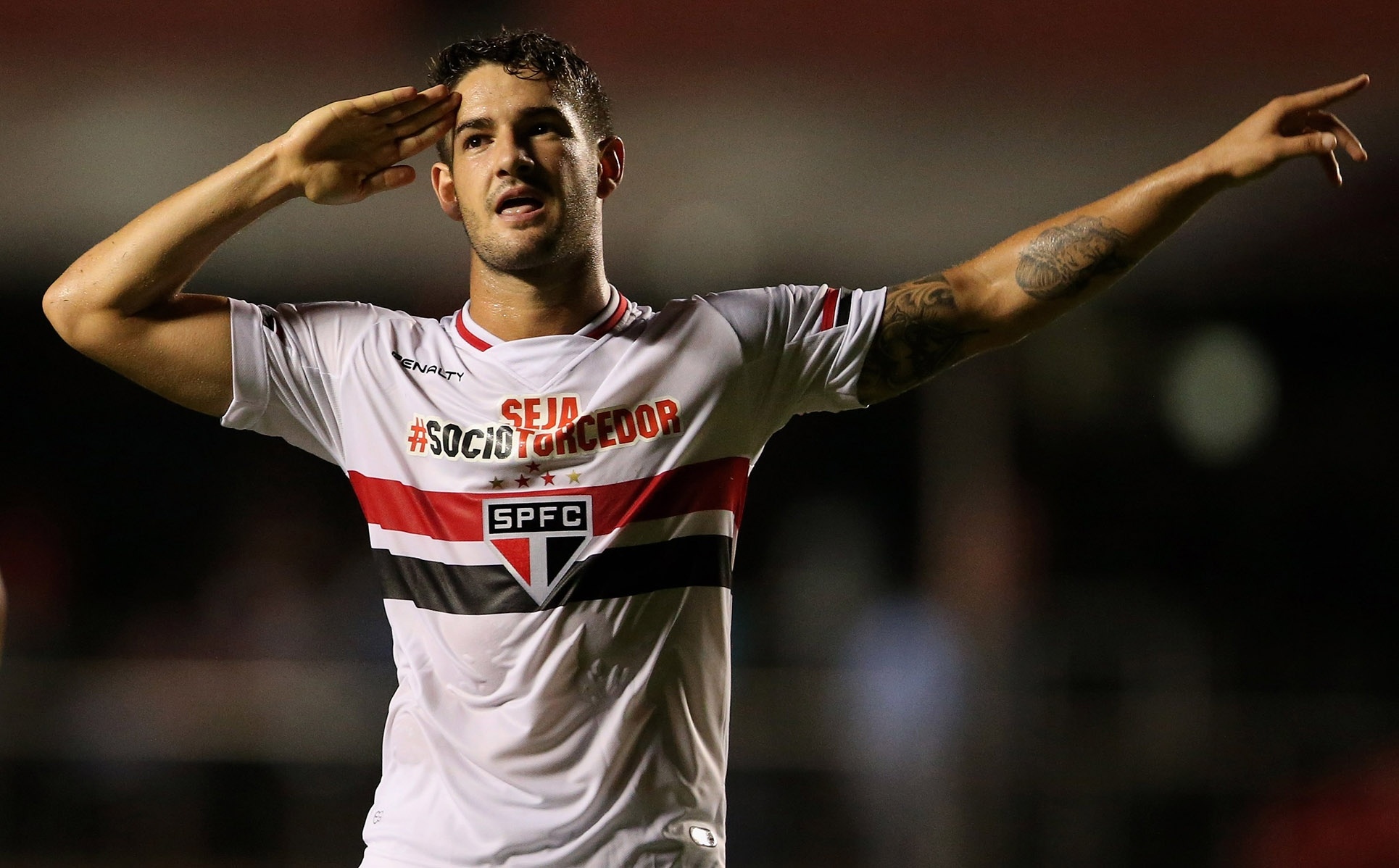 Mua Pato, Chelsea dang tam thuong hoa hinh anh