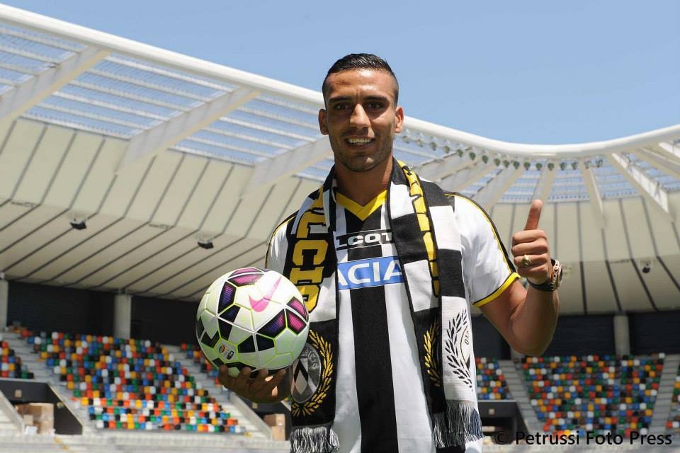 'Tomahawk cua Iraq' - thach thuc lon cho DTVN hinh anh