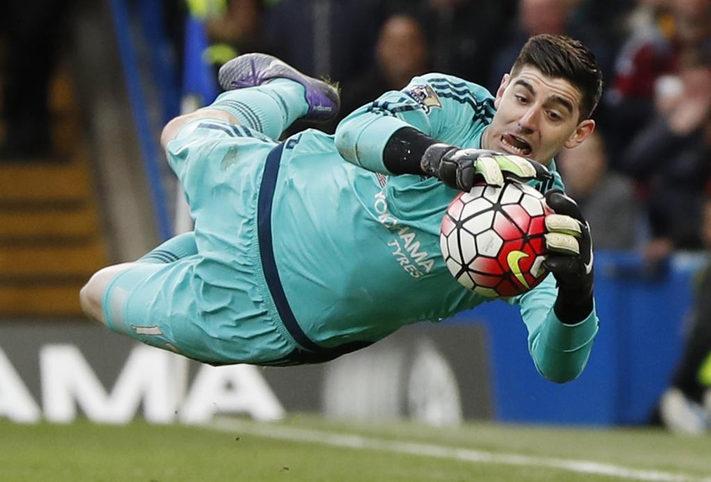 Courtois se khong roi Chelsea anh 2