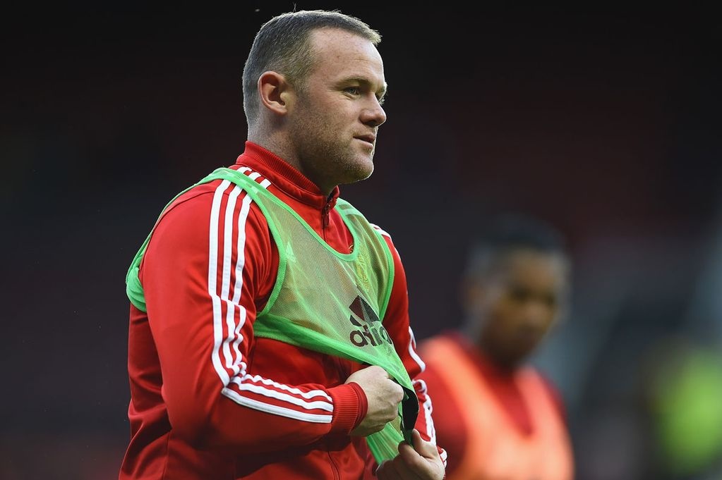 Van Gaal 'ngoai tinh', Rooney danh chiu thiet hinh anh