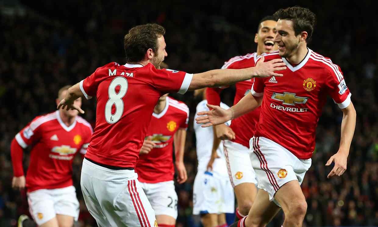 Hay goi Van Gaal la Lucky Louis anh 1