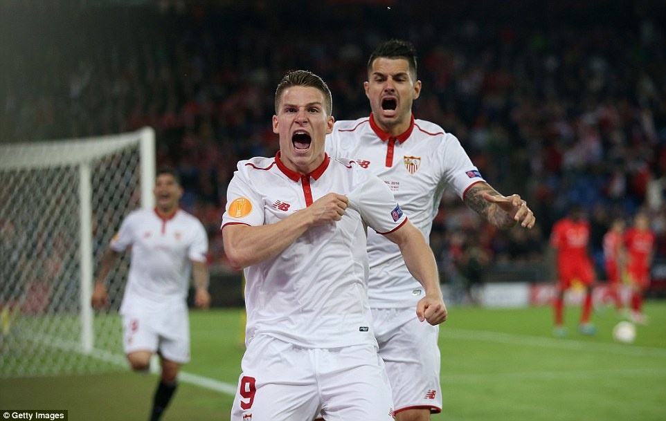 Sevilla, nhung nguoi ngheo thien tai hinh anh