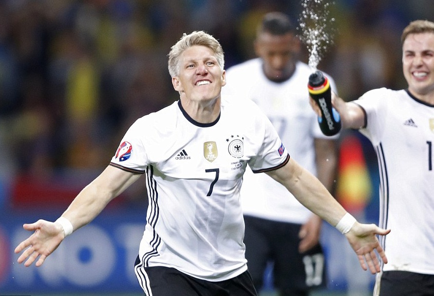 Schweinsteiger không bao giờ là kẻ bỏ đi ảnh 1 Schweinsteiger khong bao gio la ke bo di anh 1