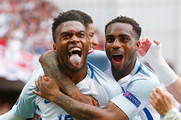Làm thế nào để Sturridge cứu nước Anh ảnh 2 Lam the nao de Sturridge cuu nuoc Anh anh 2
