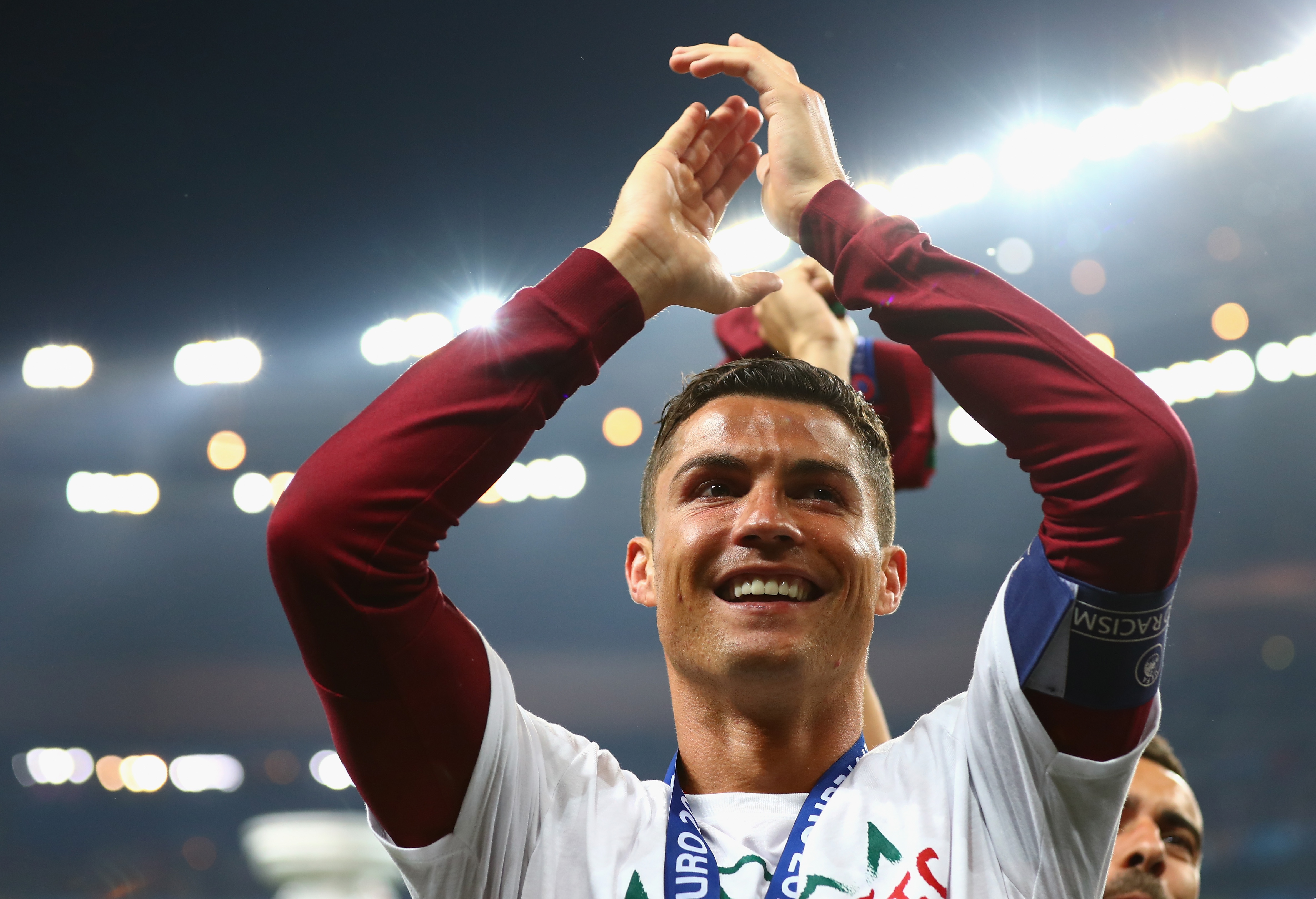 Chao mung gia nhap ngoi den huyen thoai, Ronaldo hinh anh