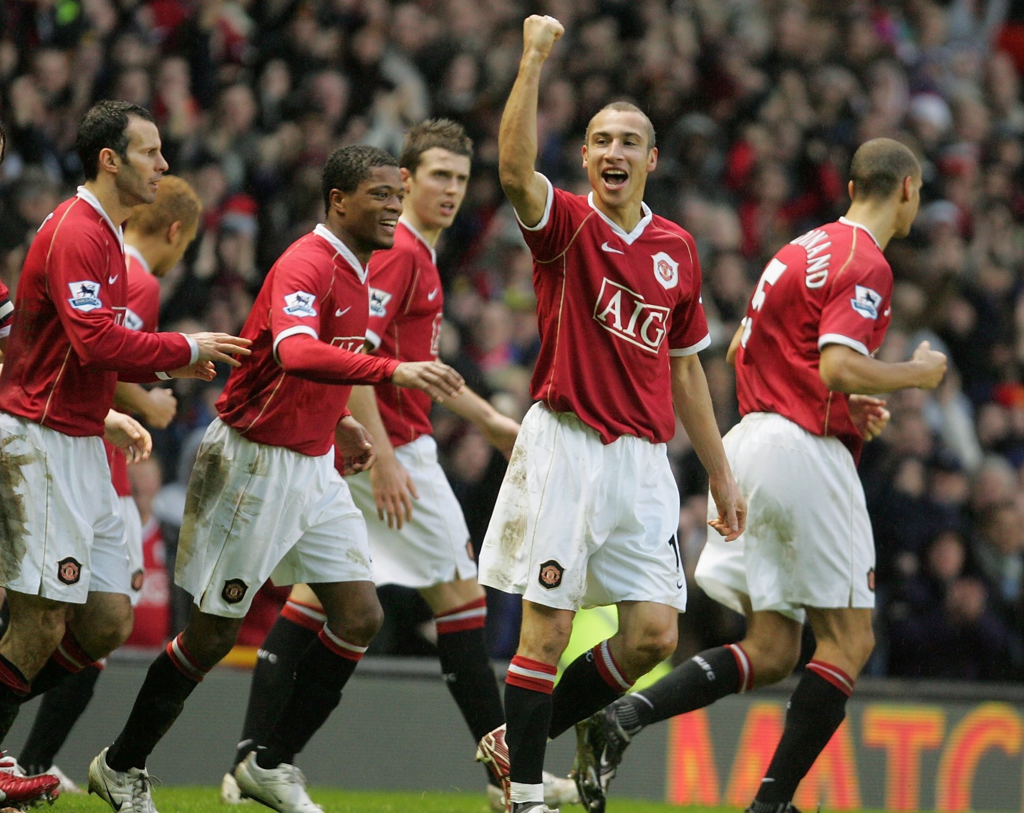 Ibra sinh ra voi dong mau Quy anh 2