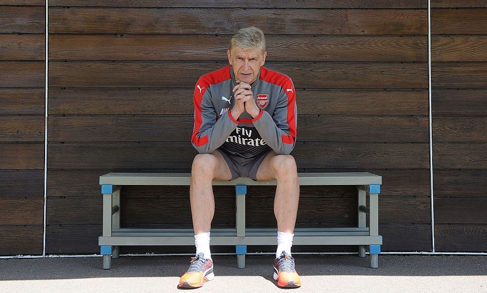 Wenger khong keo kiet,  chi khong muon chi anh 1