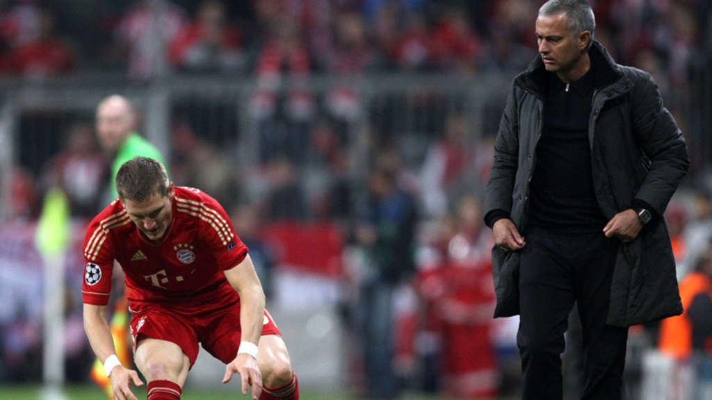 Mourinho có quá tàn nhẫn với Schweinsteiger? ảnh 1 Mourinho co qua tan nhan voi Schweinsteiger? anh 1