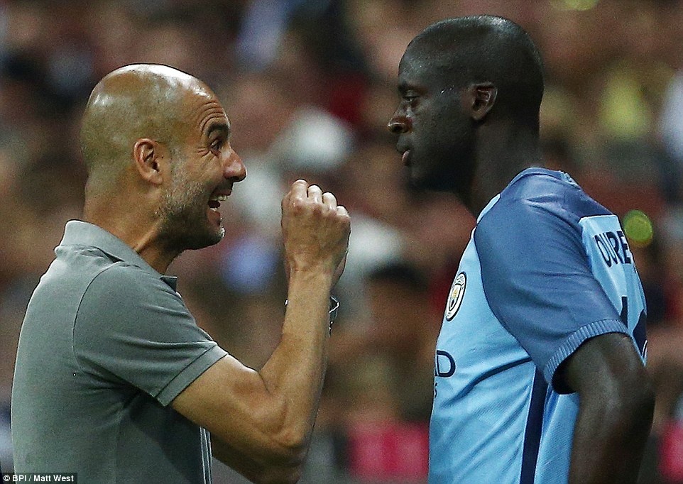 Tai sao Pep Guardiola thich 'lam nhuc' Yaya Toure? hinh anh