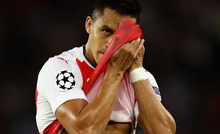 Arsenal van chua san sang voi Champions League hinh anh