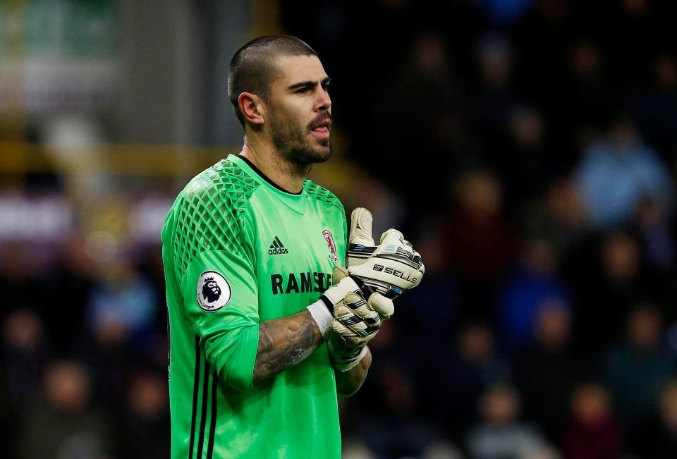 Victor Valdes mang hoa vi loi nguyen quy am hinh anh