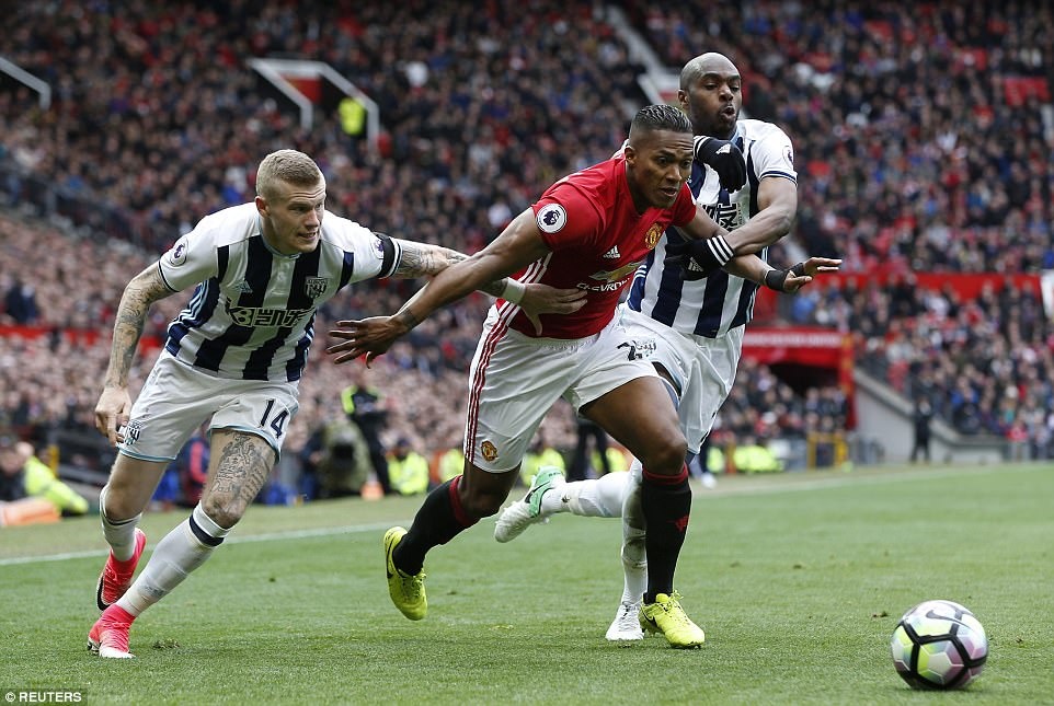 MU mat hon vi thieu Juan Mata anh 3