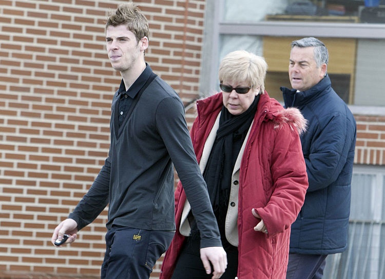 Nghe lời cha mẹ, De Gea sẽ ở lại MU ảnh 1 Nghe loi cha me, De Gea se o lai MU anh 1