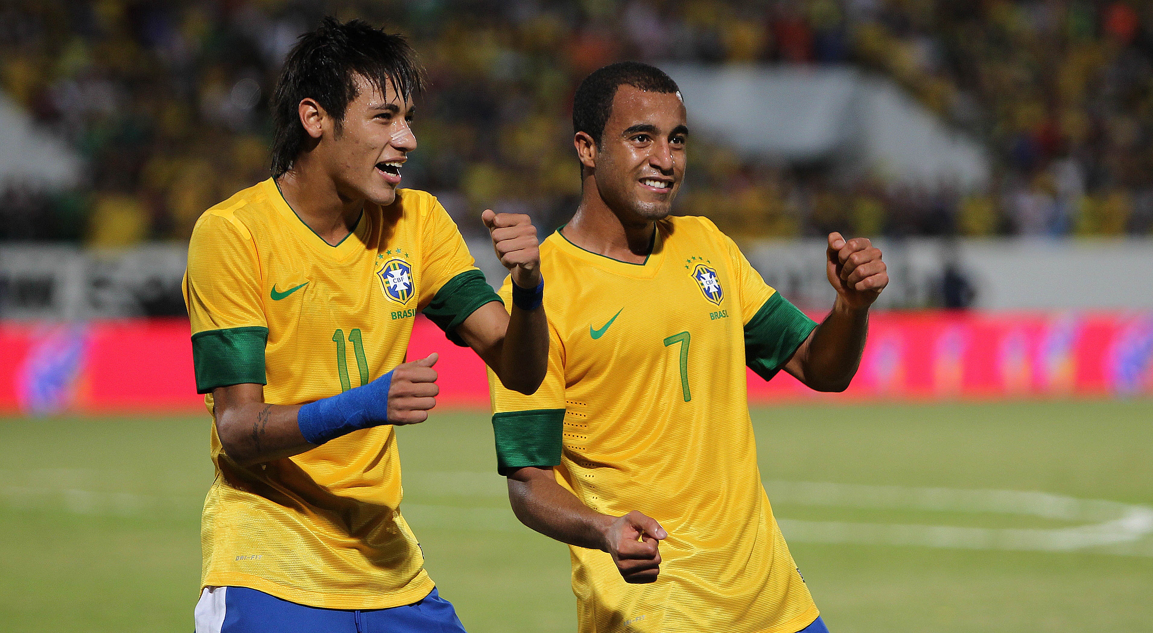 MU sai lam khi mua Lucas Moura anh 1