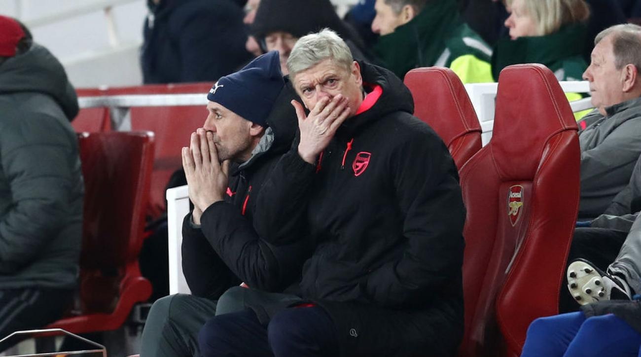 Wenger không từ chức, Arsenal phải làm sao ảnh 1 Wenger khong tu chuc, Arsenal phai lam sao anh 1