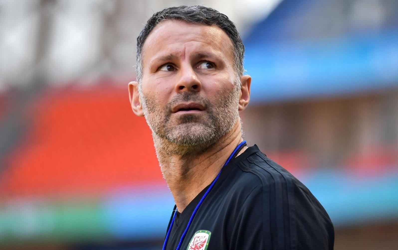 Ryan Giggs va dop den 'hoc tro Sir Alex' hinh anh