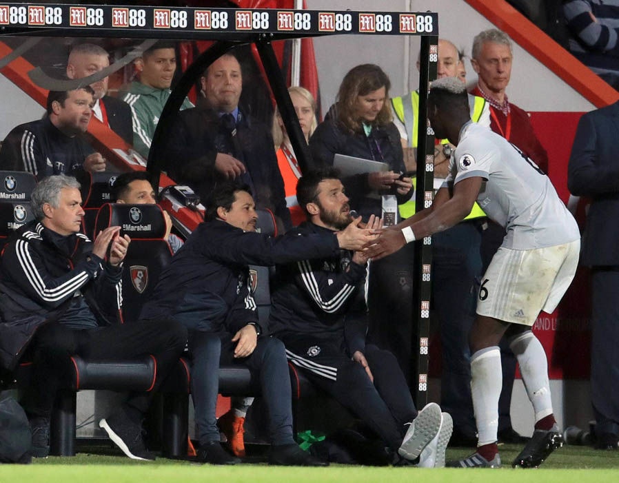 Vì sao MU phải sớm sa thải Mourinho ảnh 3 Vi sao MU phai som sa thai Mourinho anh 3