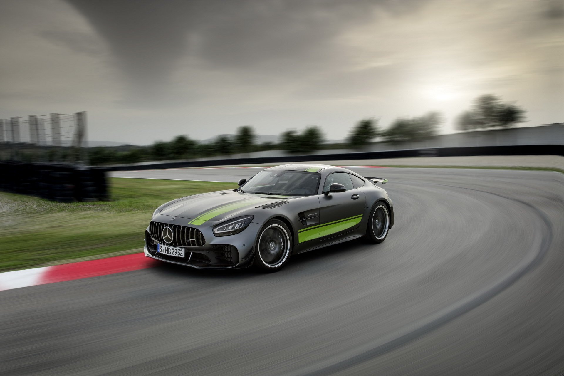 Mercedes-AMG GT 2020 ra mat anh 14
